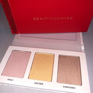 NEW BeautyCounter First Light Highlighting Palette